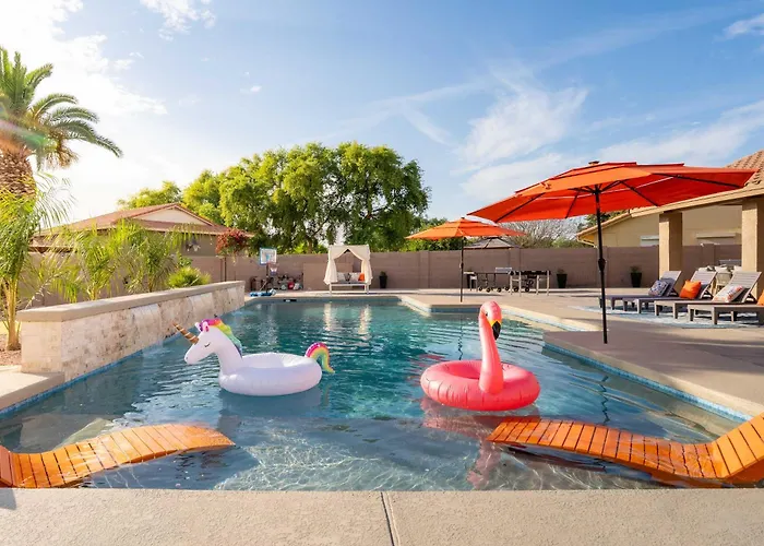 The Ultimate & Play Retreat 4br Sleeps 13 *