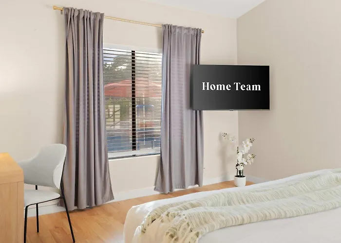 The Ultimate & Play Retreat 4br Sleeps 13 *