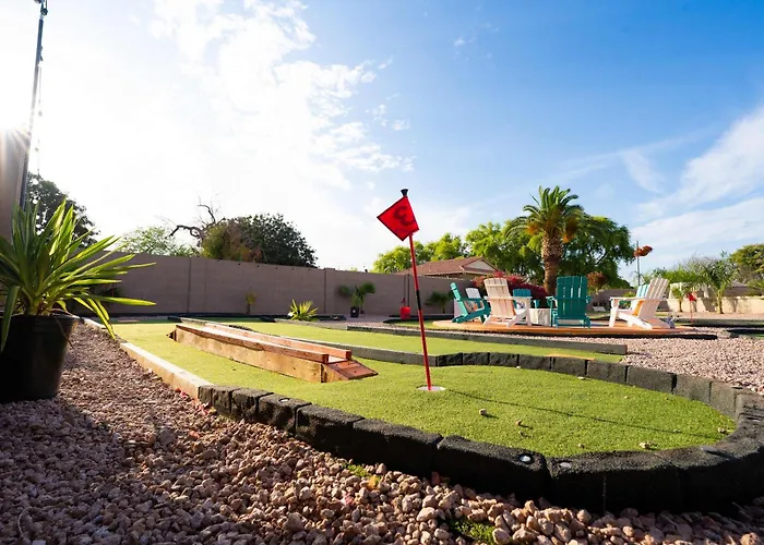 The Ultimate & Play Retreat 4br Sleeps 13 Holiday home Chandler