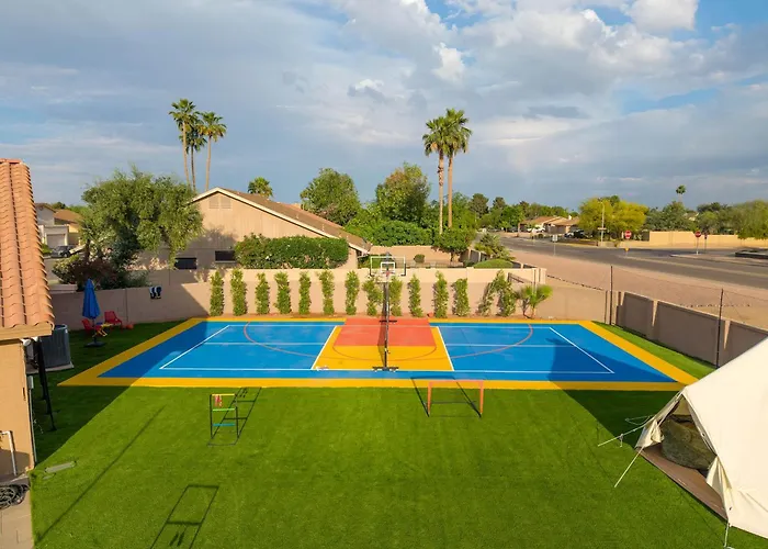 The Ultimate & Play Retreat 4br Sleeps 13 Chandler