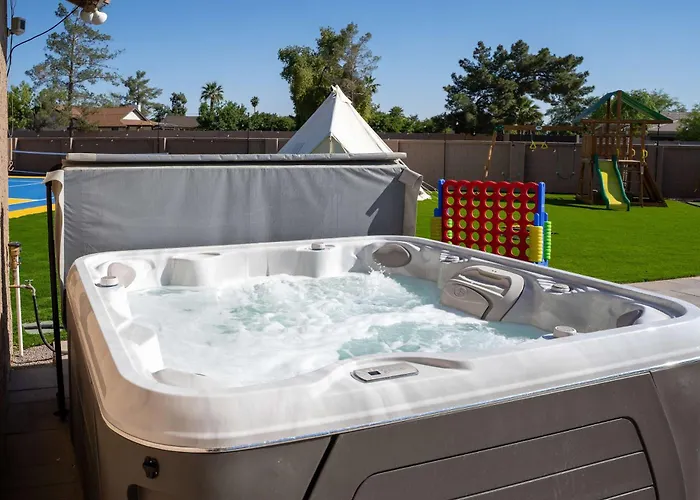 The Ultimate & Play Retreat 4br Sleeps 13 *